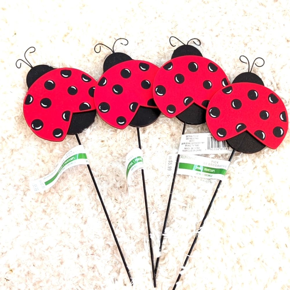 Ashland Ladybug Garden Plant Yard Pick 4 Picks NWT